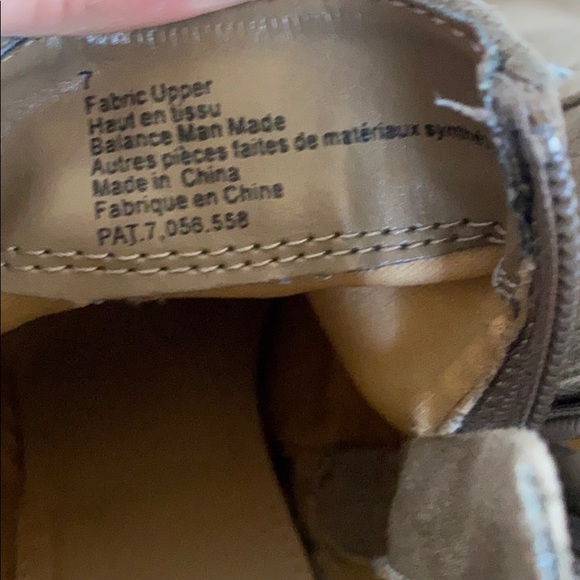 ✨HP ✨ Express Booties - Picture 3 of 5